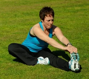 Hamstring-Stretch-3-e1380910697573-300x266